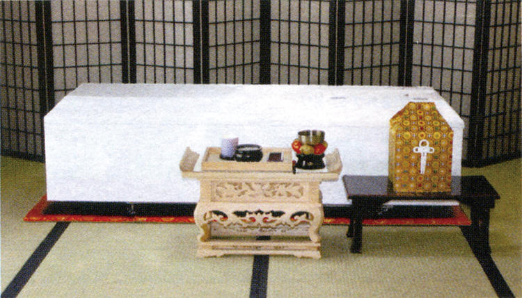 家族葬火葬式10.78万円の祭壇